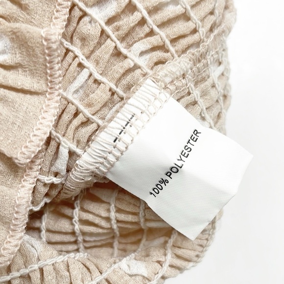 Princess Polly cream polka dot print ruched crop top - Picture 4 of 4